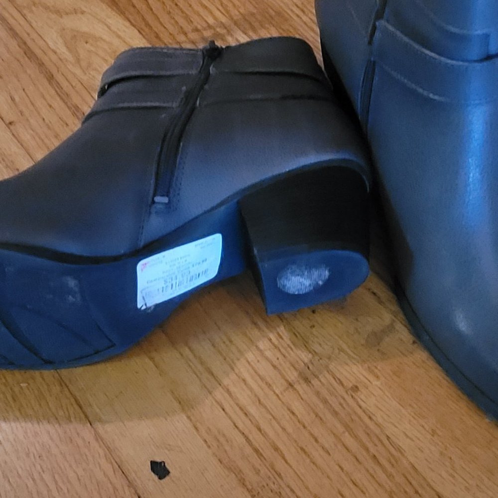 leather bootie